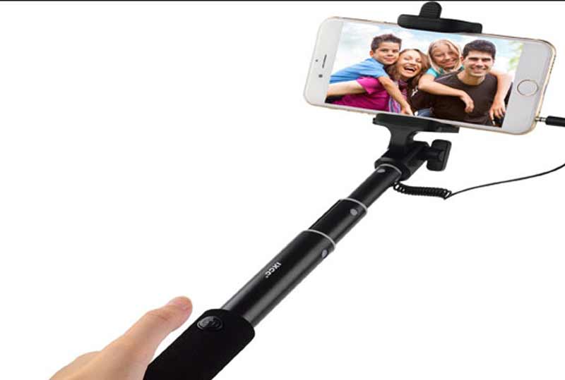 selfie stick