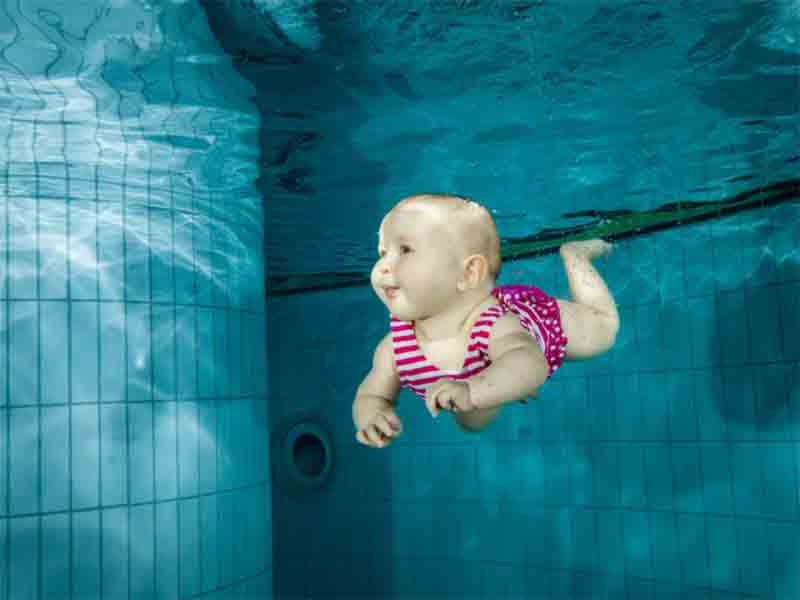 Newborn Baby Swimming Tips and Lessons